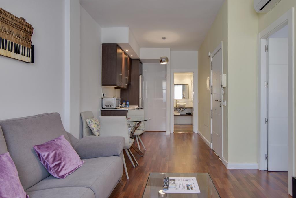 Arts Victoria Malaga Apartment Exterior photo